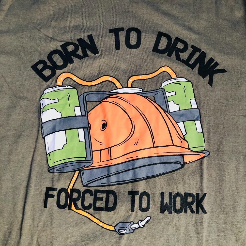 ADTN Mens Born To Drink Green L Logo Graphic Tee  Crewneck Short sleeve